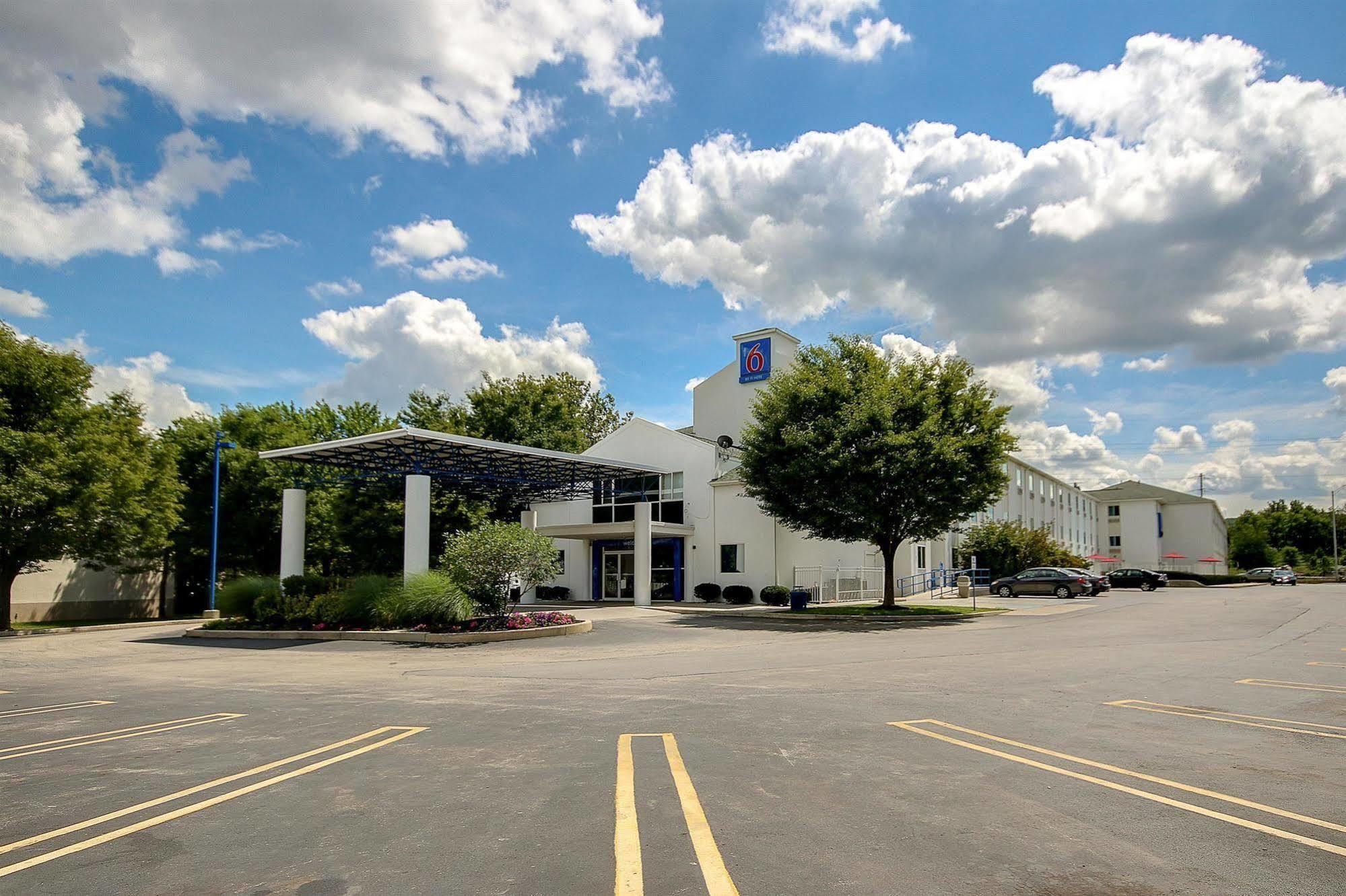 6 Pa Hotel