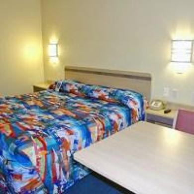 Hotel 6 Pa 2*